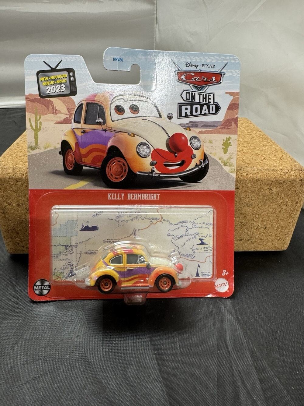 Disney Pixar Cars On The Road KELLY BEAMBRIGHT Circus Clown VW Bug 1:55 Mattel